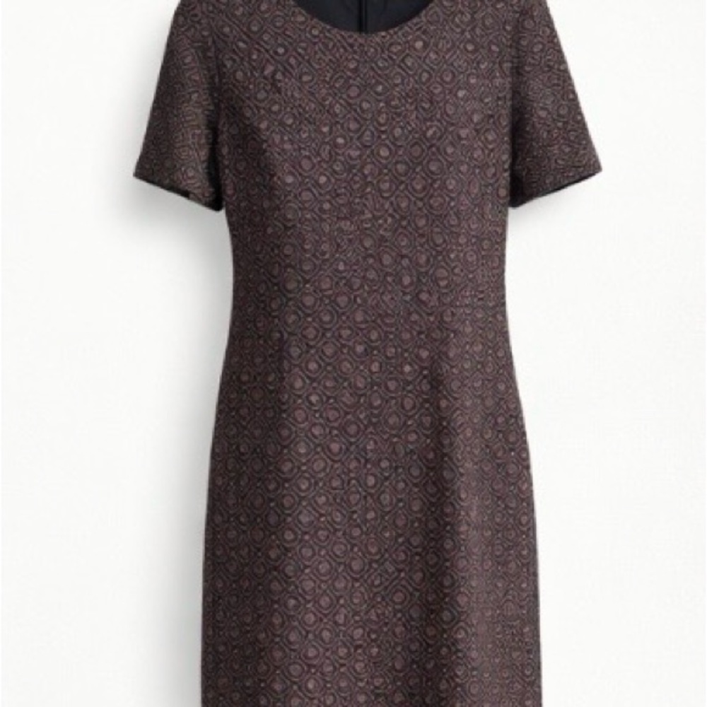 Elegant Gray and Blue Patterned Shift Dress with Pockets - Picture 3 of 9